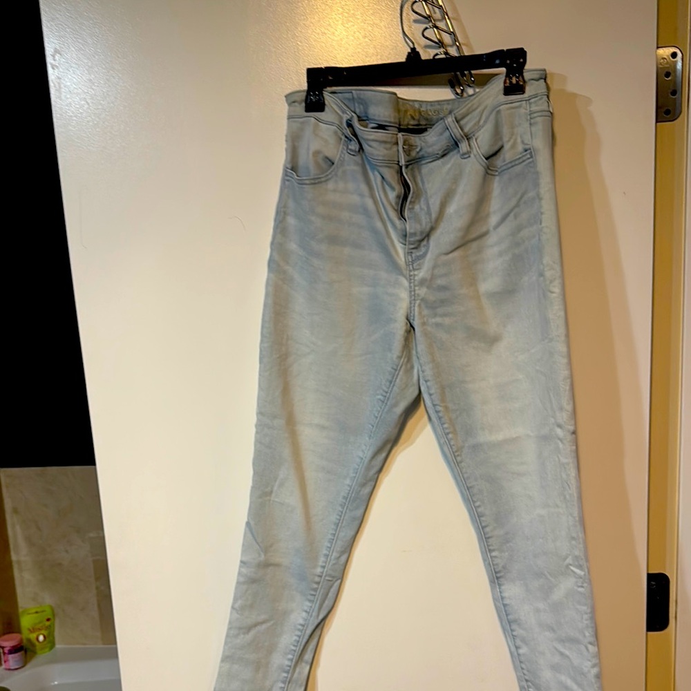 American Eagle Outfitters Light Wash Jeans